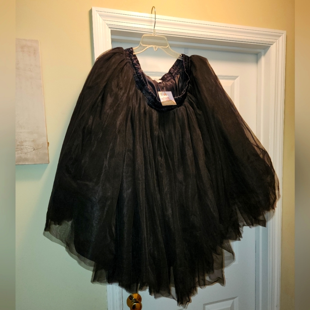 Society+ Tutu size 26/28